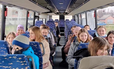 «Освітній» автопарк області поповнився чотирма автобусами