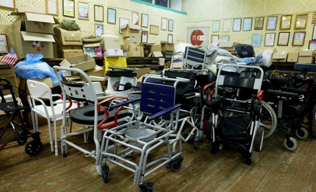 Земляки з Німеччини та фонд Helpchain передали Шостці гуманітарну допомогу