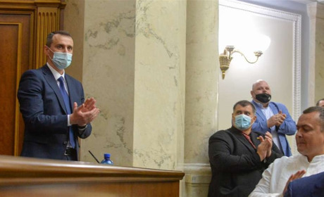 Пост — здав, пост — прийняв. Новий очільник МОЗу Віктор Ляшко заявив про амбітні плани