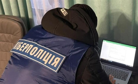 Продавали підробні COVID-сертифікати: на Житомирщині викрили фальсифікаторів