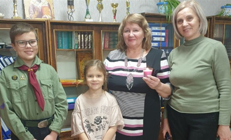 Волноваські пластуни вперше передали «Вифлеємський Вогонь Миру» до місцевивих організації
