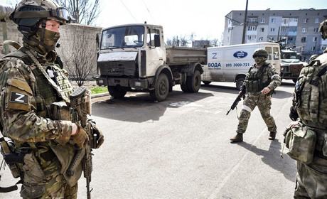 Окупанти заблокували виїзд із Голої Пристані та замінували дороги біля Олешок