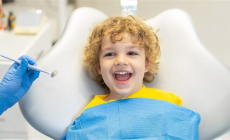 Дитяча стоматологія у Києві розкаже чому важливо лікувати зуби у дитинстві?