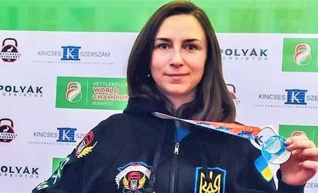 Сарненка Оксана Рабош вчергове стала призеркою міжнародних гирьових змагань