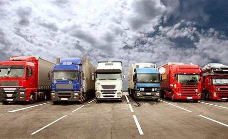 Для перевезення продуктів у Южне терміново потрібні водії вантажівок