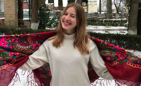День української хустки: свято, традиції і кременчанки на фото