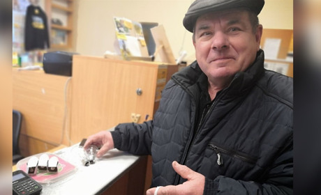 Пенсіонерам Переяславщини від сьогодні на пошті видаватимуть по п’ять LED-лампочок – безкоштовно