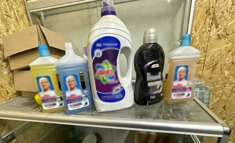 В Одесі судитимуть організаторів підпільного цеху, де виготовляли побутову хімію світових брендів