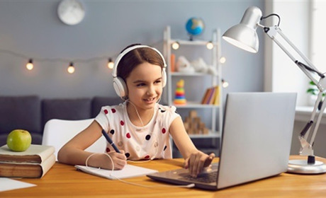 На Сватівщині школярі другий тиждень після канікул навчаються дистанційно: подробиці