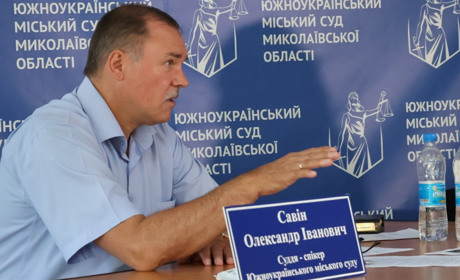 Провокація? На голову южноукраїнського суду напали раніше засуджені особи, розповів Олександр Савін