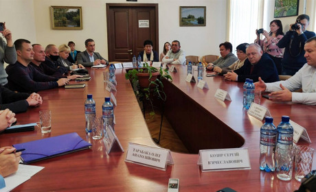 Як вижити громадам округу