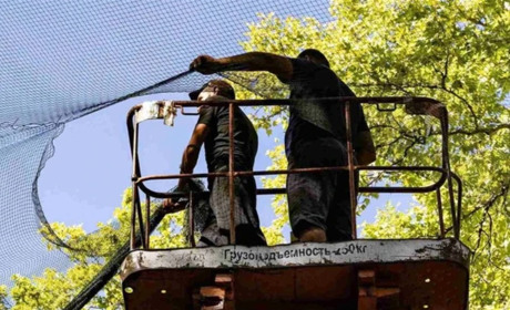 У Херсоні скінчилися гроші на антидронові сітки