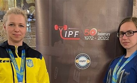 Попаснянки здобули перемогу на чемпіонаті світу з класичного жиму лежачи