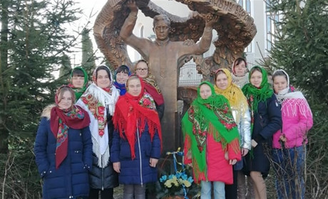 У Шманьківцях урочисто вшанували пам'ять Степана Чарнецького, автора стрілецького славня
