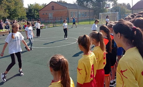 День фізкультури та спорту у Лисій Горі відзначили турніром із мініфутболу