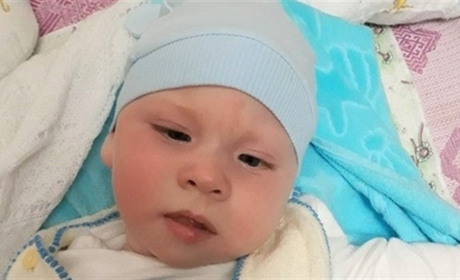 Помоги своим. Двухлетний Саша с ДЦП нуждается в лечении, чтобы сделать первые шаги