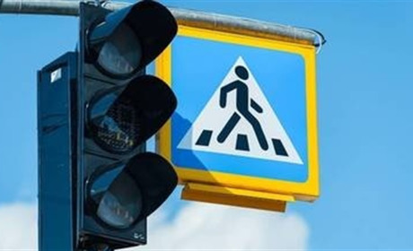 Аби не було "заторів на вулицях". В окупованому Сіверськодонецьку обіцяють полагодити світлофори