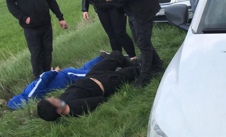 Кагарлицькі поліцейські затримали групу шахраїв, що по телефону видурювали гроші у стареньких