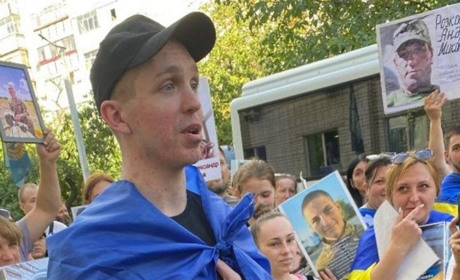 Бердянець Микита Каліберда повернувся додому з полону
