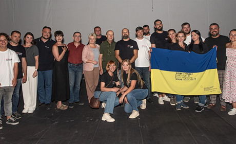 Херсонський театр показав виставу про окупацію в чотирьох містах