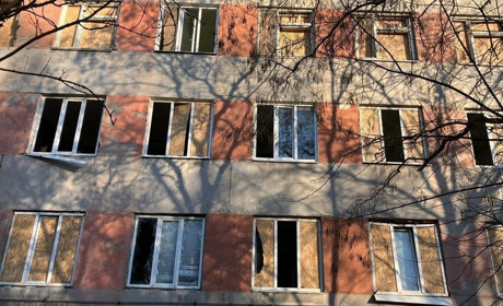 На Херсонщині армія рф атакувала кричну інфраструктуру та житлові квартали