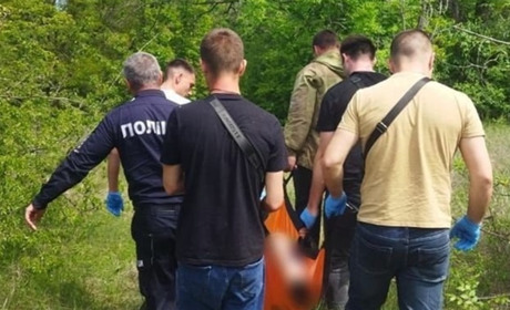 Сходила за грибами: на Одещині літня жінка впала в лісовий яр, її розшукували майже три дні