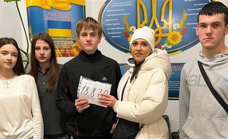 Збирали на РЕБ і підготували подарунки до Миколая: як ліцеїсти з Полонного підтримують захисників