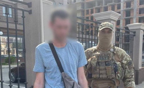 Зливав координати ППО: в Одесі затримали інформатора та любителя "русского міра"