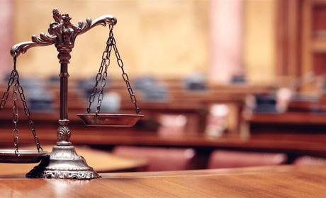 На Полтавщині суд виніс вирок чоловіку за пошкодження авто поліції та побиття людини