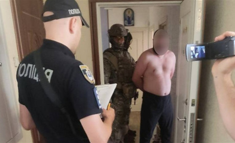 Поліція затримала особу, яку підозрюють у катуванні фермера на Первомайщині