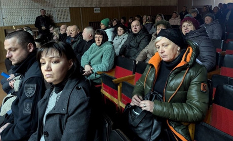 У Старокостянтинівській громаді відбулися ветеранські слухання «Почути кожного»