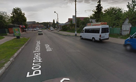 Заїзна кишеня з тимчасовою спорудою може з'явитися на вулиці Б. Хмельницького у Переяславі