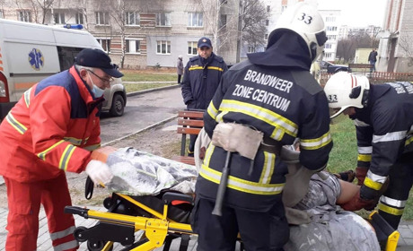 Червоноградець 1991 року народження отримав опіки під час користування аерозольним балончиком