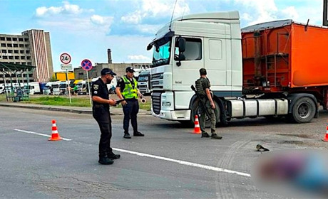 В Измаиле фура раздавила пешехода: пенсионер просто пытался перейти дорогу
