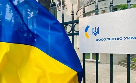 Громадяни призовного віку в деяких українських консульствах за кордоном не можуть отримати послуг