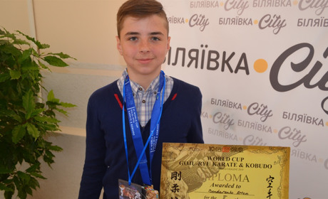 Дванадцятирічний біляївець Артем Бондаренко став чемпіоном світу з карате Ірікумі: як йому вдалося