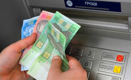 8 банківських відділень в Умані, де можна отримати готівку при відключенні світла