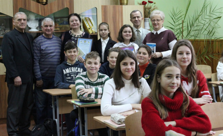 У світ вийшла нова книга ліцеїстів: перемоги жмеринчан в літературній премії імені Бурбело