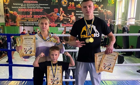 Кременецькі юні кікбоксери серед призерів на змаганнях в Рівному