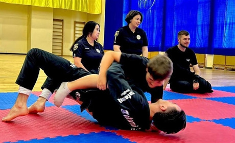Відкритий килим з бразильського джиу-джитсу: спортивний захід у Звягелі
