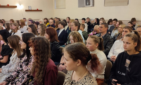 Завершення навчання у Шосткинській ДШМ: 17 випускників стали відмінниками