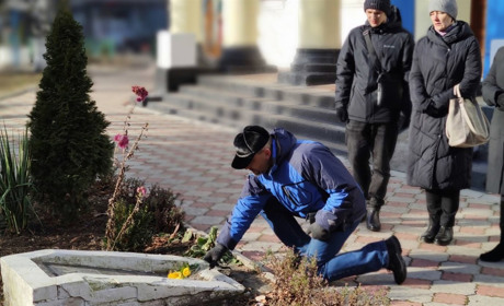 В Попаснянской громаде почтили память жертв Голодомора