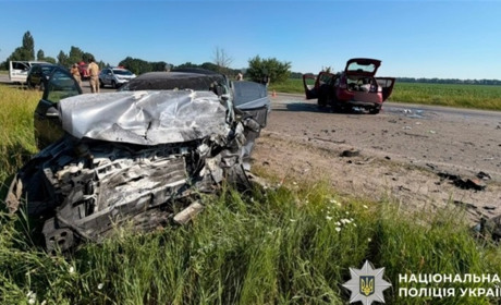 Загинули п'ятеро людей в ДТП на трасі Бориспіль-Дніпро, ще двоє перебувають у лікарні