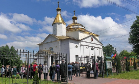 На Глухівщині прощалися із 45-річним військовим Олександром Приймачком (відео)