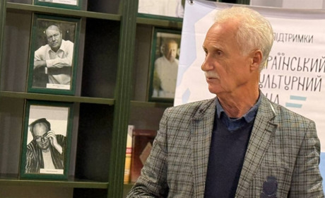 «Поезія, що повертає до себе»: гутірка з Анатолієм Кичинським на фестивалі Вінграновський ART FEST