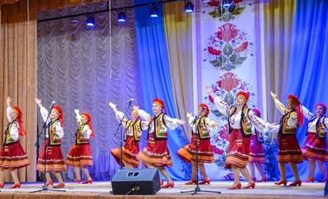 У Кагарлику на урочистостях до Дня працівників культури зібрали близько 10 000 гривень нашим воїнам