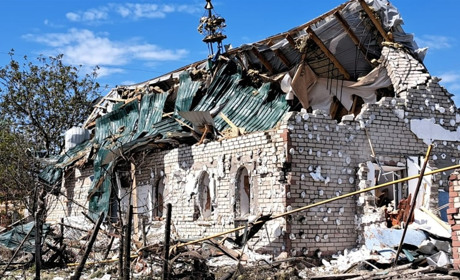 Окупанти за добу випустили по Херсонщині понад 400 снарядів. Є влучання у будинки, зруйновано церкву