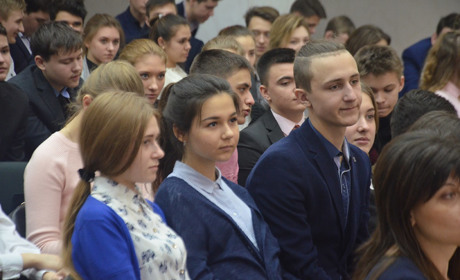 Учні НВК № 1 Покровська долучилися до всеукраїнського волонтерського руху