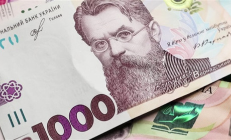 Затверджено порядок надання 1000 грн для вакцинованих осіб: як золотонісці зможуть отримати виплату