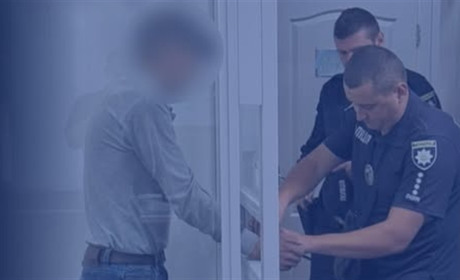 В Жмеринському районі 56-річному чоловікові повідомили про підозру у зґвалтуванні онуки